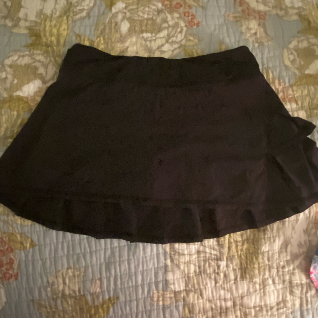 Lululemon Black Ruffle Tennis Skirt 4/6